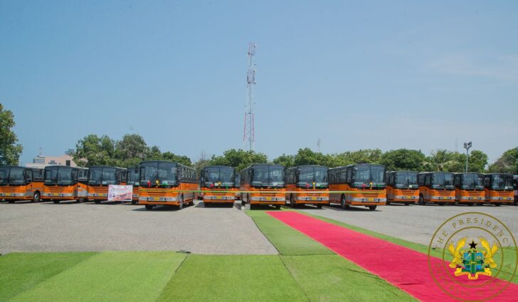 Gov’t orders deployment of Metro Mass buses to cushion commuters amid fuel price hike