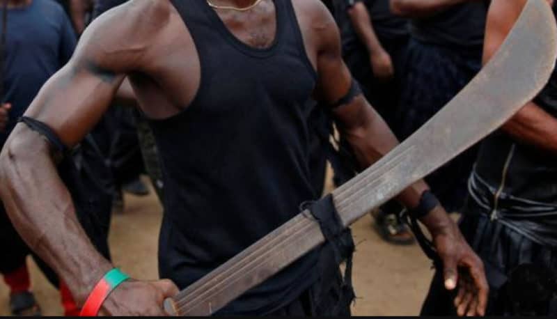 Man allegedly kills Agric Extension officer over stolen phone at Boakyekrom