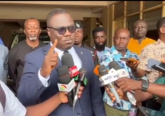 Bono Regional Minister warns Nsawam/Adoagyiri MP to stop encouraging LBCs in cocoa smuggling