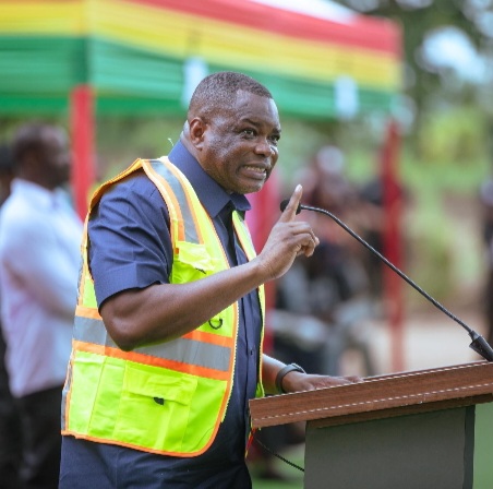 Roads Minister urges citizens to monitor road projects to curb shoddy work