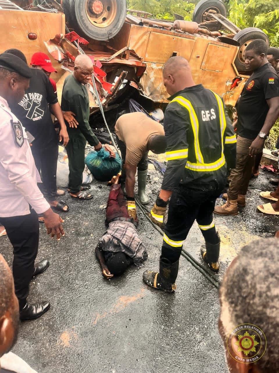 GNFS rescues 17 victims, as 3 die in Woadze road crash near Kpeve
